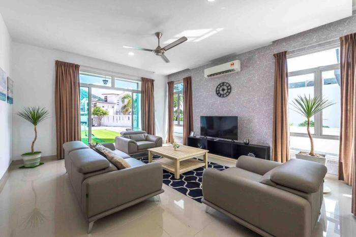 Seascape Villa - NEW Private Pool