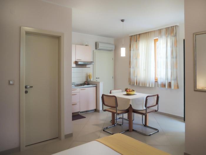 Studio apartment 3785-3 for 2 Pers in Baska Voda