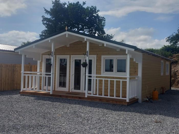 Grove View log house