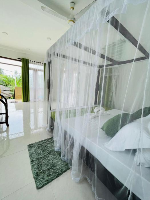 Pinky Villa Hikkaduwa