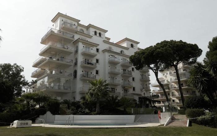 Andalucia del Mar · 3 bedroom apartment in Puerto Banus