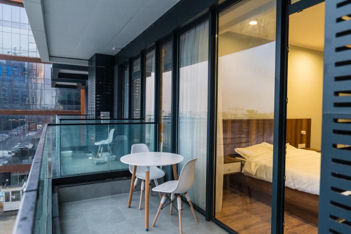 White Tower Apartments