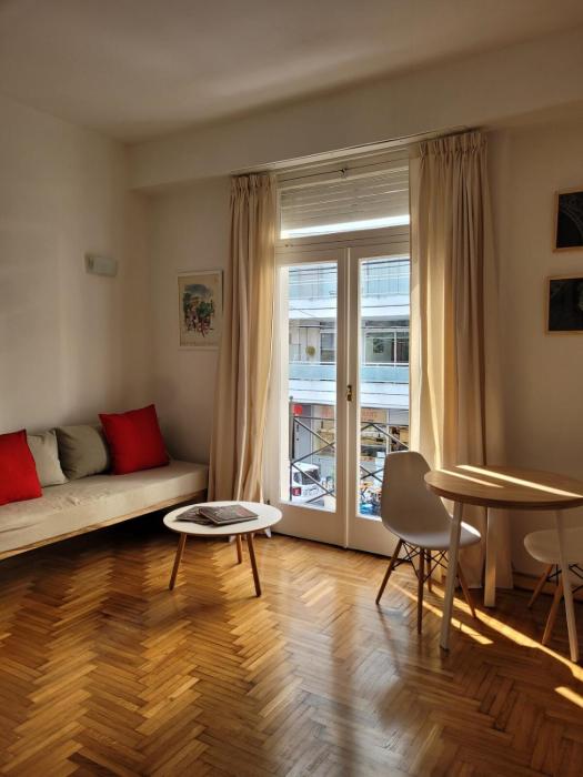 Luminoso en Recoleta cerca del Cementerio