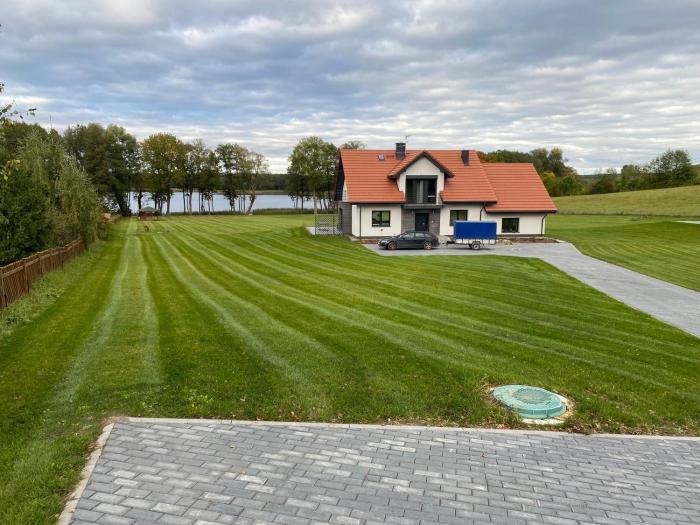 Osada Limajno Dom Żurawia