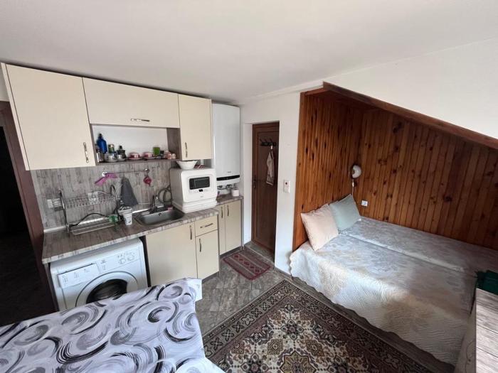 Studio 007 с градинка