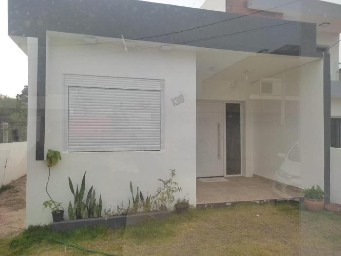 Casa perto da Praia do Laranjal