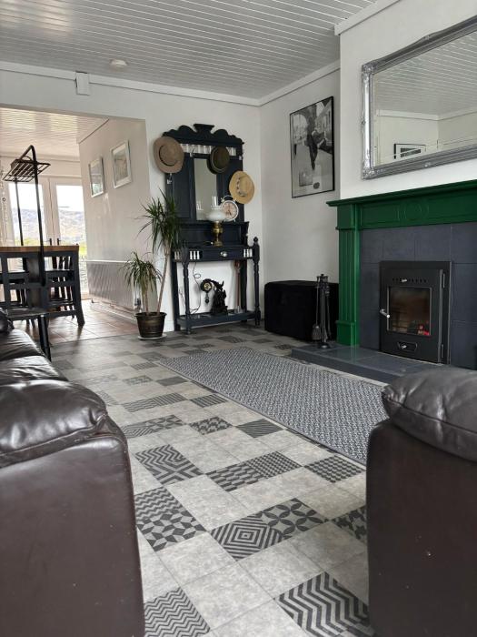 Town House Creeslough