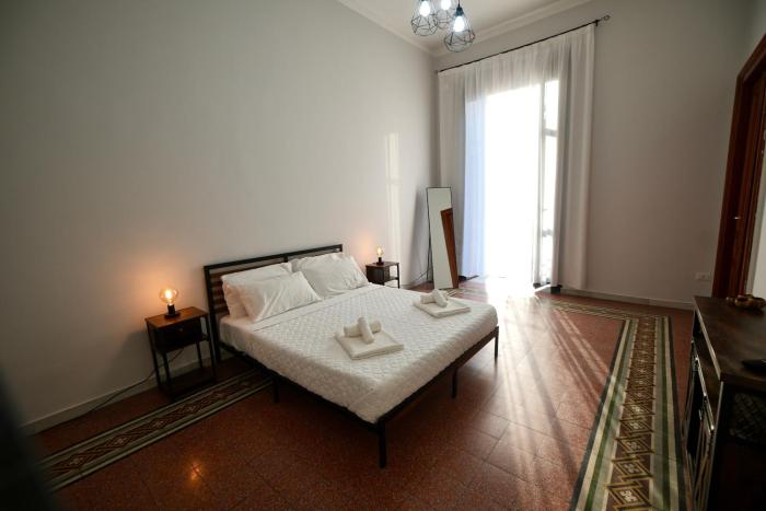 Ampio appartamento Napoli Famiglie 6 ospiti