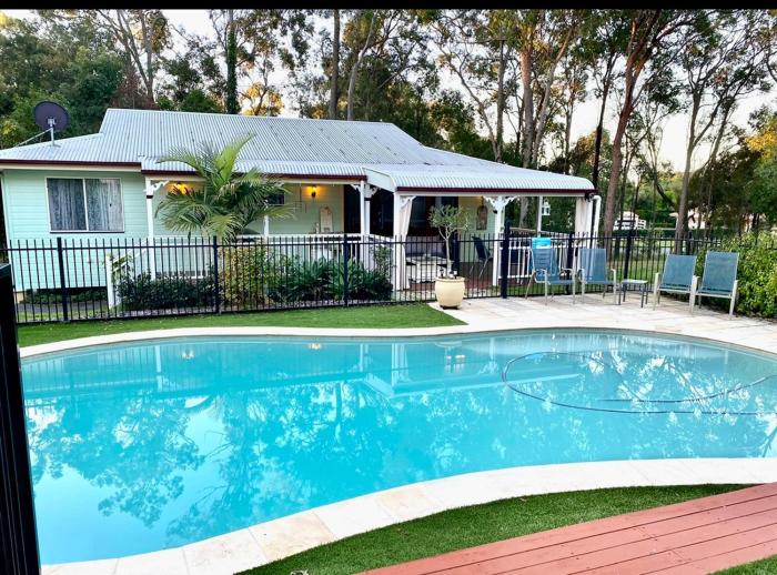 Spacious 3 Bed Country Cottage,