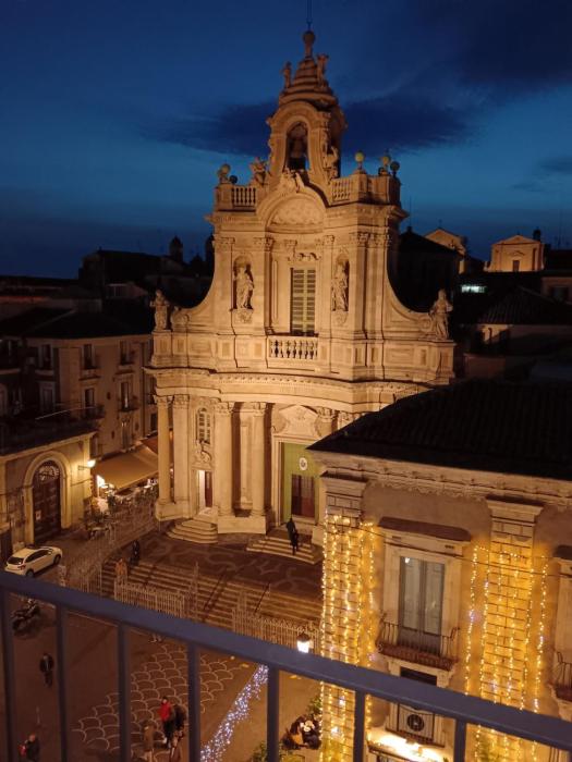 Balcone Etnea in Catania centro