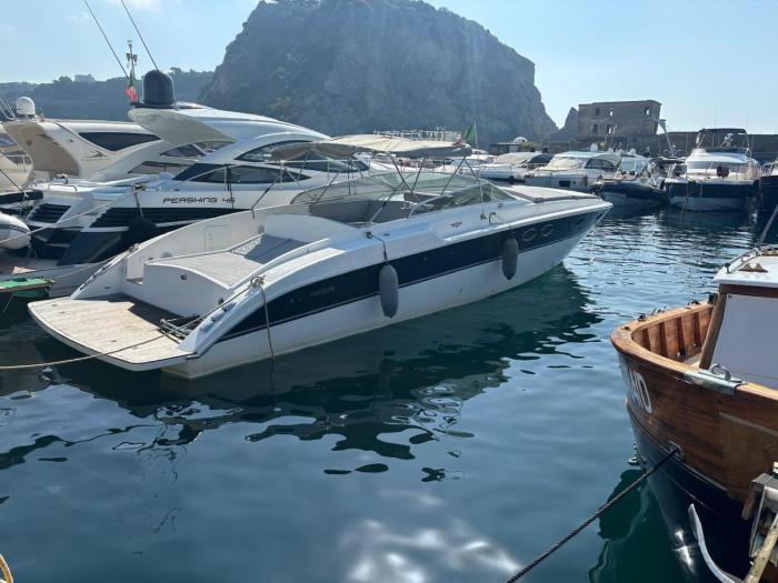Luxurious Caprie Italia Boat Rental with Breathtaking Ocean Views