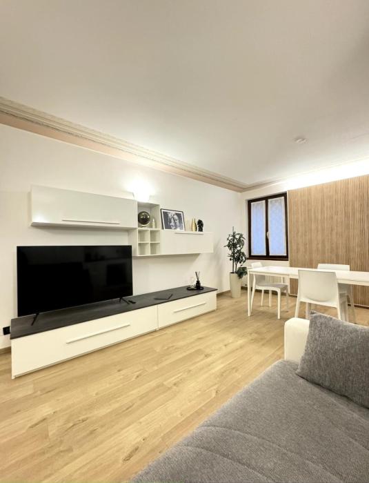 Piazza San Giacomo - Elegant Apartment