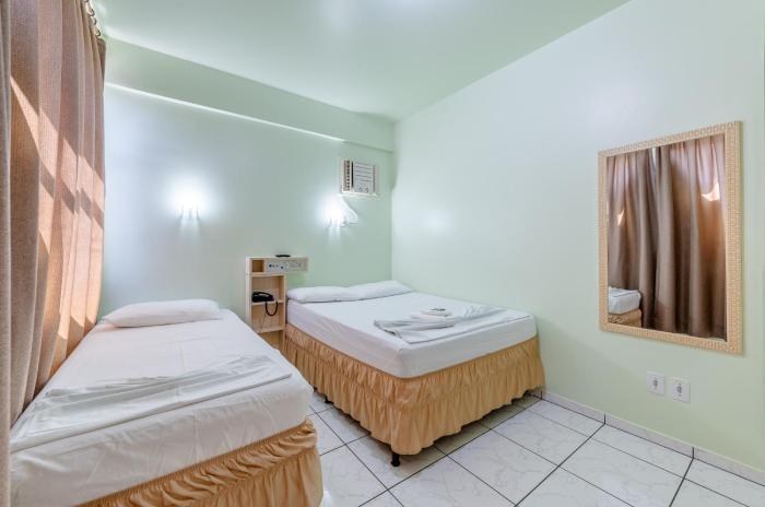 Oasis Chartouni Hotel