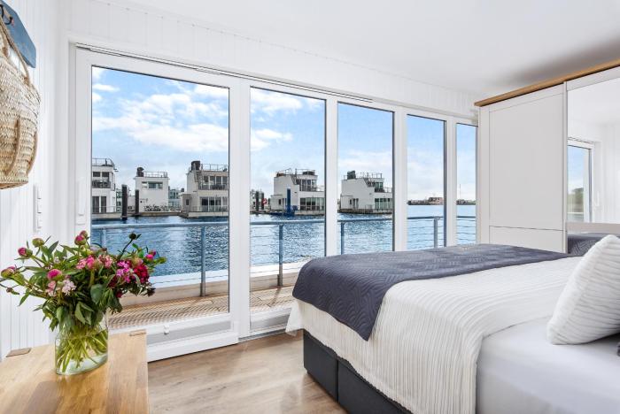 5 Beaufort - Wasserhaus, Meerblick, Sauna, Dachterrasse, Bootsanleger, Strandkorb