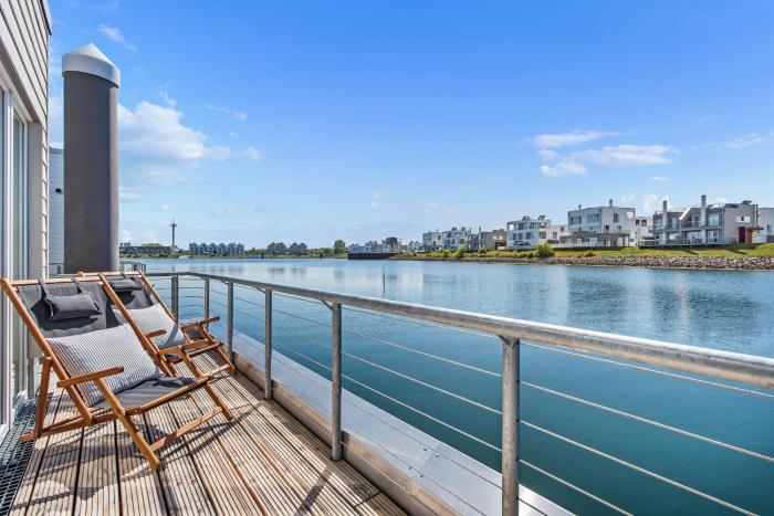 Treibholz: Meerblick, Dachterrasse, Bootsanleger, Badeleiter, Sauna