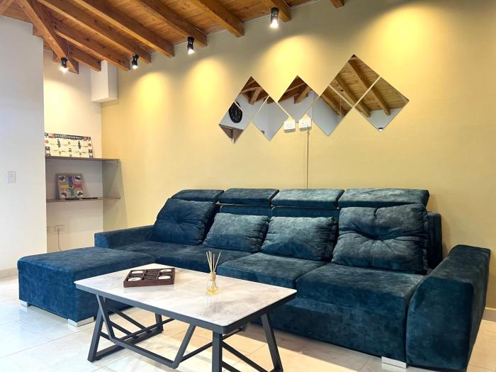 Casa Dorada - Confort a solo una cuadra del Parque