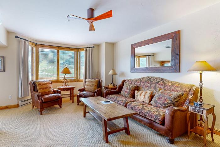 Torian Plum Creekside 712