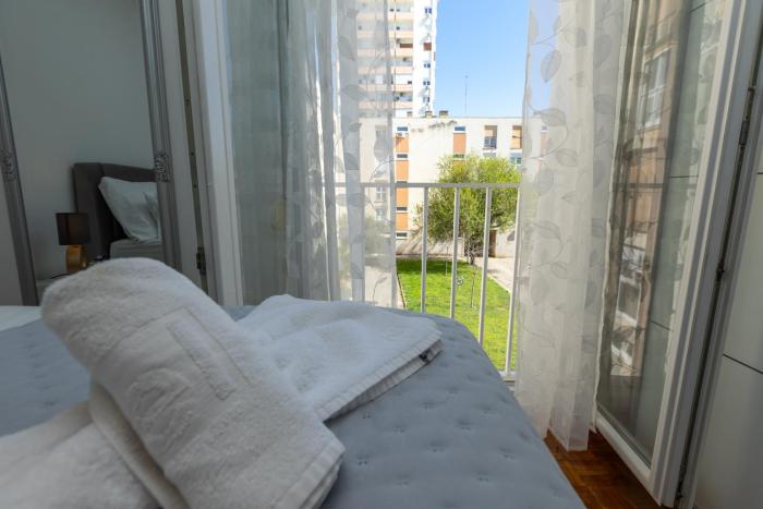 Frane 2BR aparment near old town