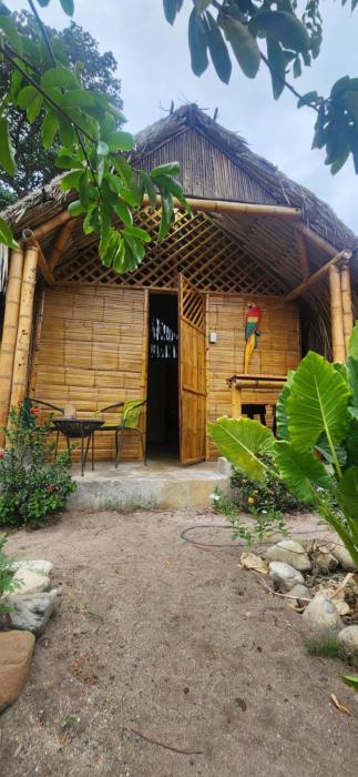 Hostal & Dormitorio Buena Onda