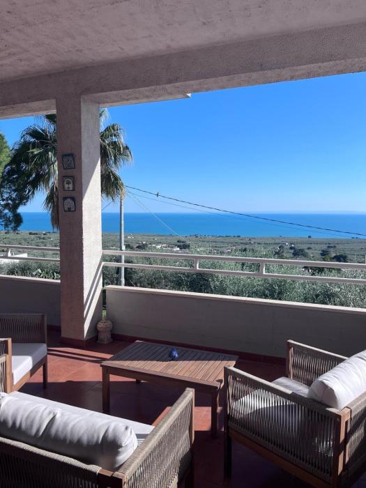 Villa Grazia - Manfredi Homes & Villas