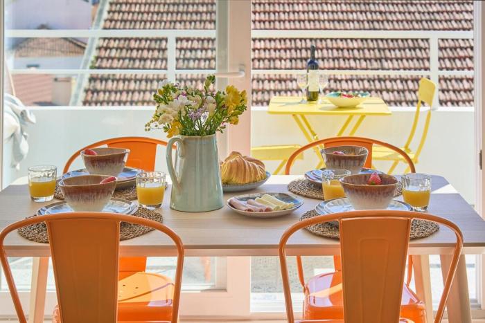 Beachside Deluxe Terrace Apts, by TimeCooler