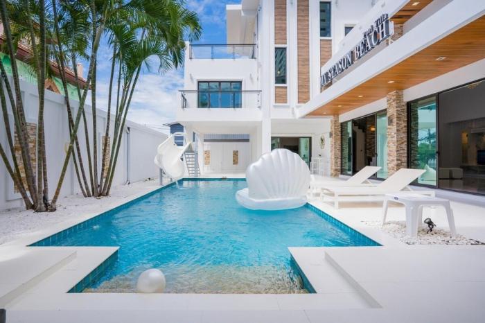 My royal beach Pool villa