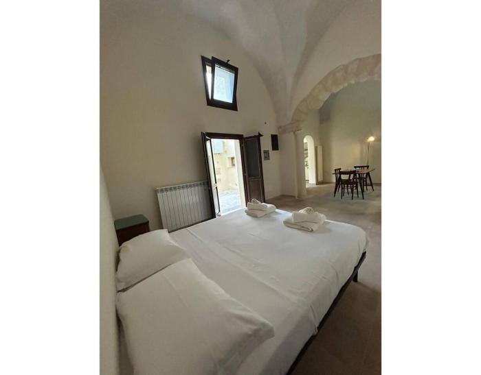 Dimora Louise by Symphonya Rentals