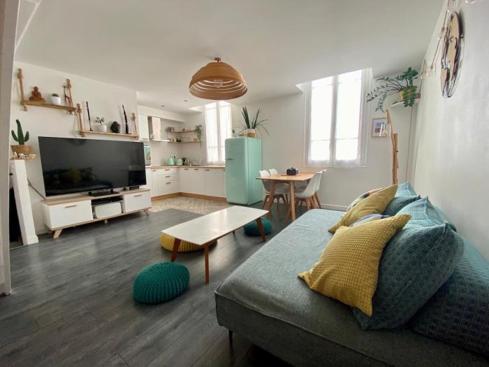 Duplex 80m2 port de nice, direct aéroport avec le tram