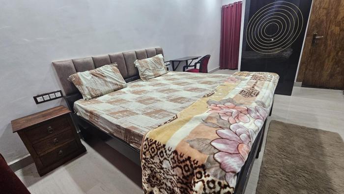Sukdham Homestays Mathura!