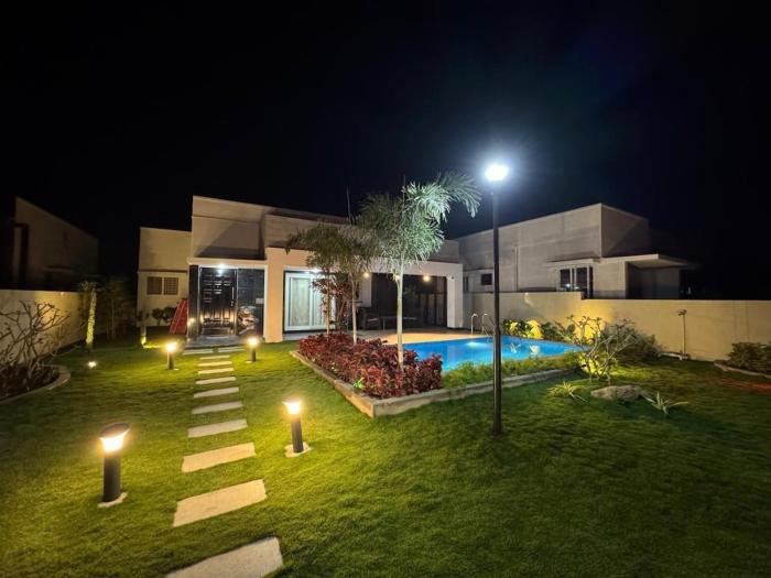 Alish Villa - Relax in 2BHK Luxe Villa with Private Pool