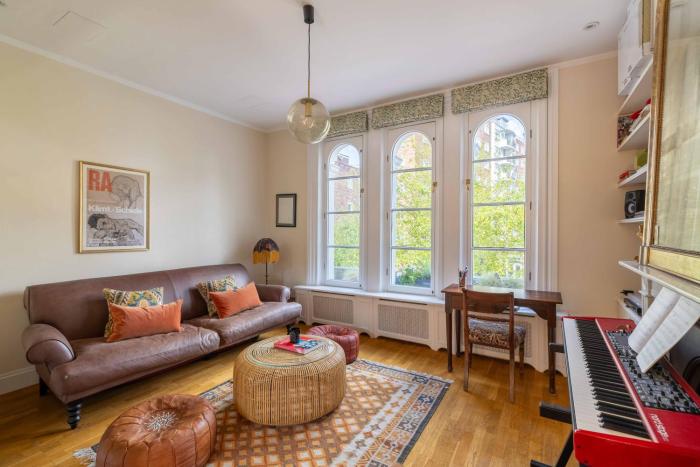 Charming Portobello Road Apartment - Pass the Keys