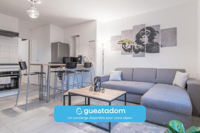 LURBAIN - 600m gare - Parking