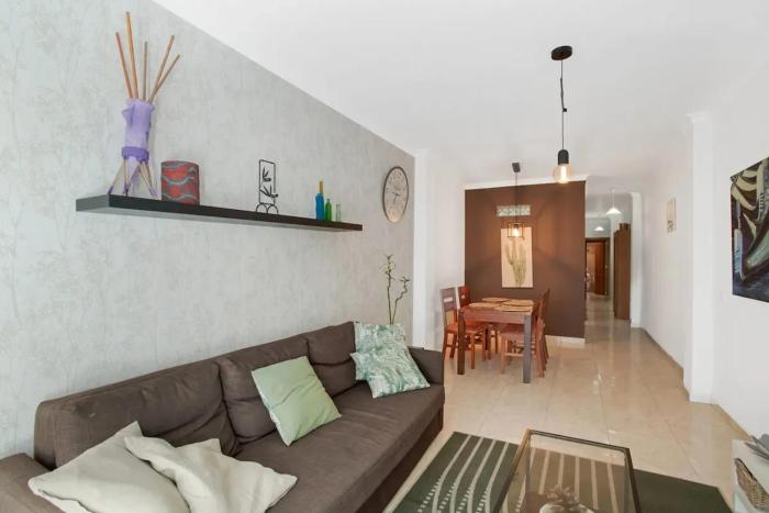 Spacious apartment in Las Palmas de Gran Canaria - 85 m² with WiFi