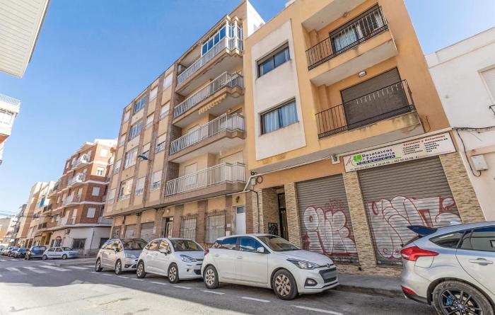 Awesome Apartment In Torrevieja