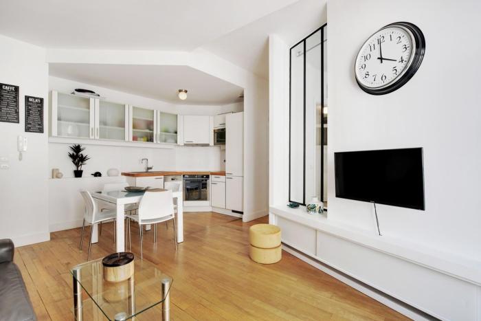 Moderne 3 pièces au coeur des Champs-Elysées