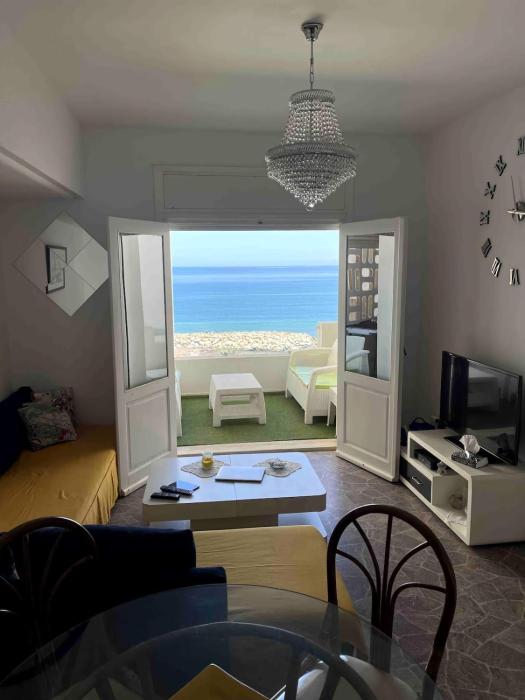 renovated sea view apartment in Mahdia
