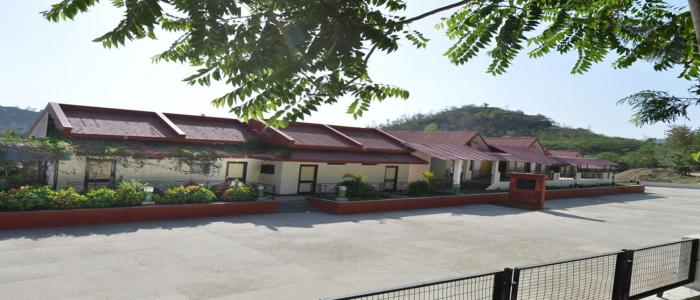 Tikkar Taal Tourist Resorts