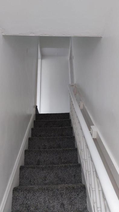 4 bedroom end terrace property