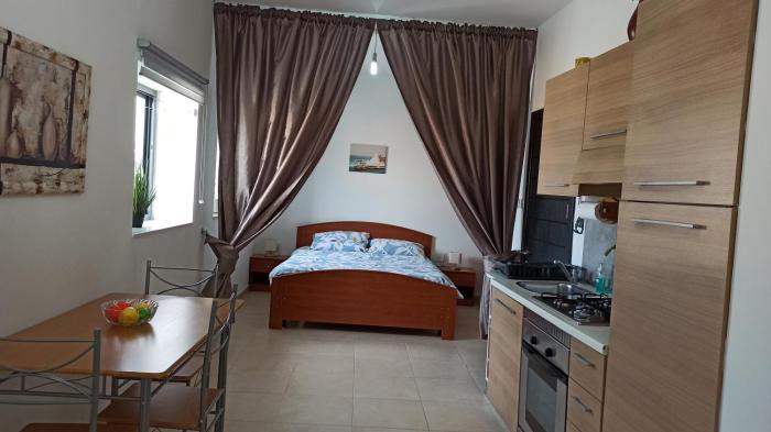 SW2 - Cosy studio in Xghajra