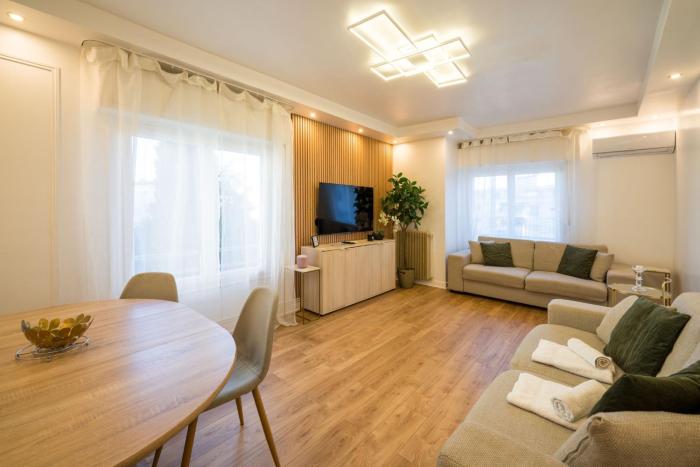 Lépurée, centre ville, 150m de la plage