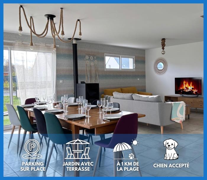 Les Voiles, maison bien équipée 10 p 2 sdb, 2 WC, spacieuse lumineuse avec jardin clos, garage, terrasse, parking privatif, à 950 m de la plage dAsnelles et tous commerces, près de Bayeux et Arromanches, chiens bienvenus