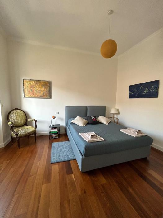 Bright Apartment in San Lorenzo - Feel at Home