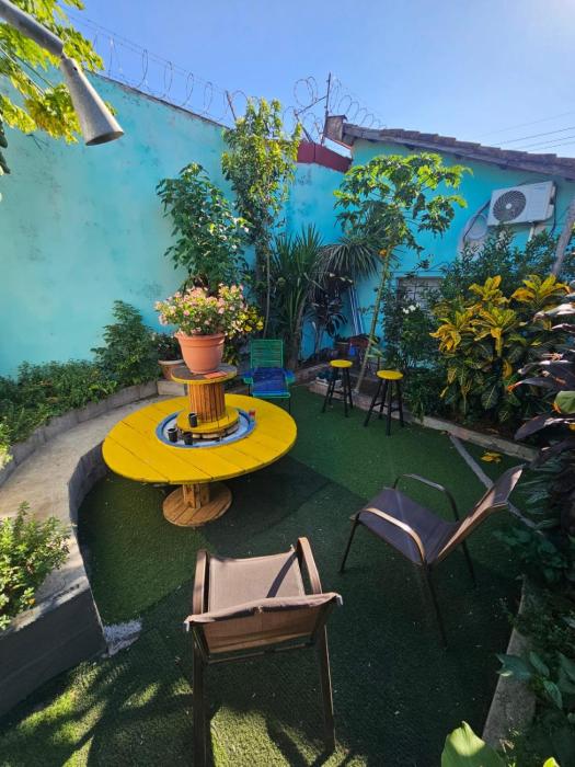 Casa 25 hostal santa ana