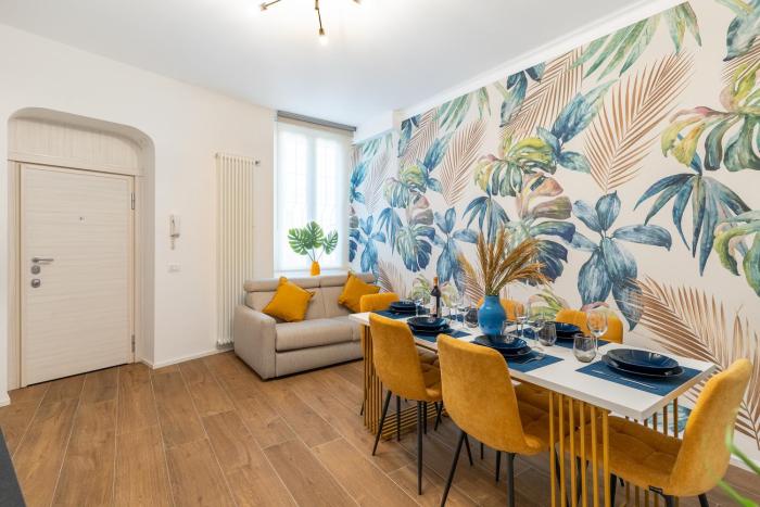 Moscova Luxe - Elegant Stay with 2 Bathrooms