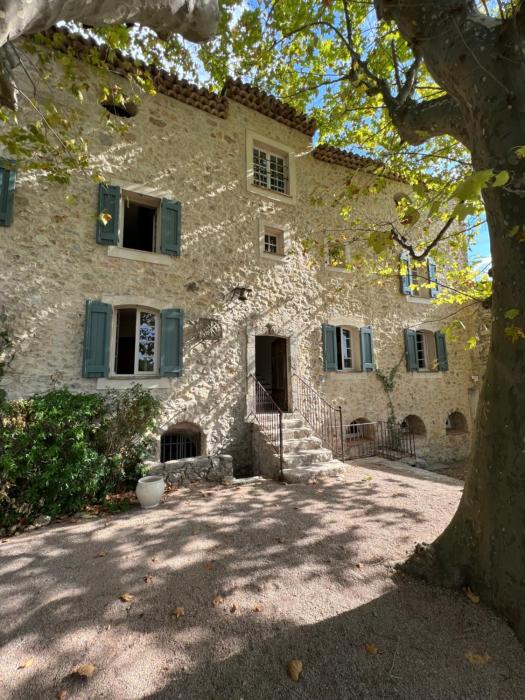 Le domaine de Callas- Bastide et Mas