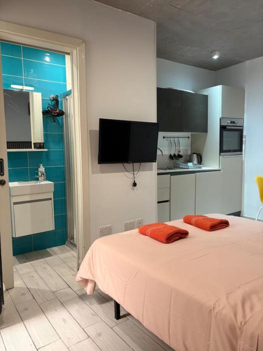 Paceville - 3B - Cozy Studio, Ideal for Couples