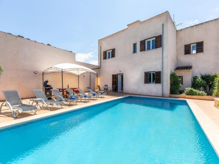 Ca Na Bergues with Private Pool