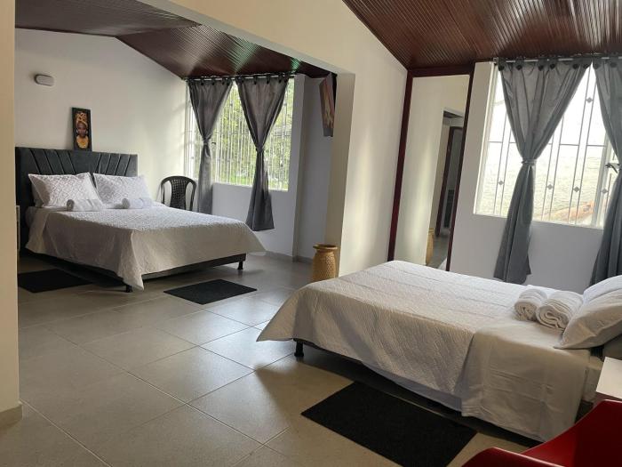 Casa de Huéspedes Pontevedra - cerca a la clínica Shaio, Pontevedra