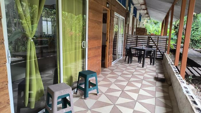 FARO 13 CASINA Con TERRAZA 4 PERSONAS de Puerto Viejo