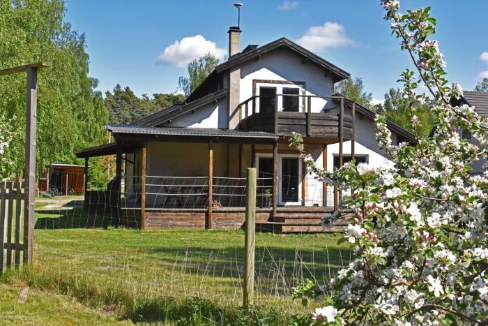 Exklusivt boende intill skog, nära naturreservat